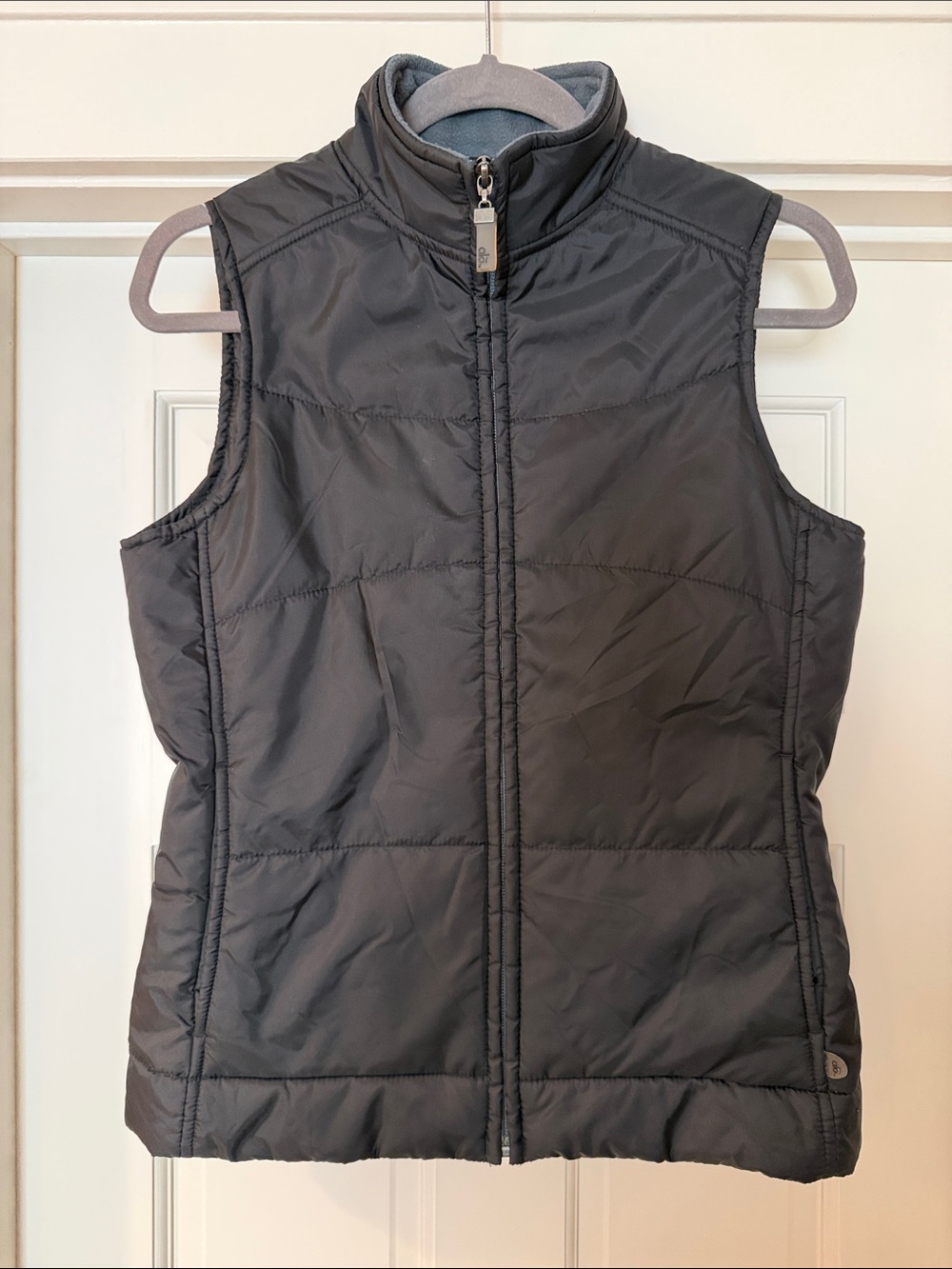 ALO Yoga Black Quilted Puffer Vest with Interior Pocket